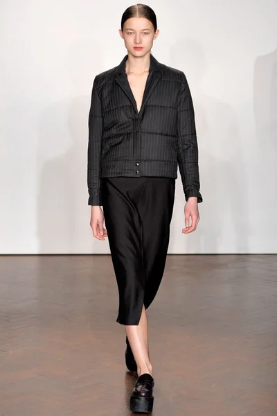 Look 24